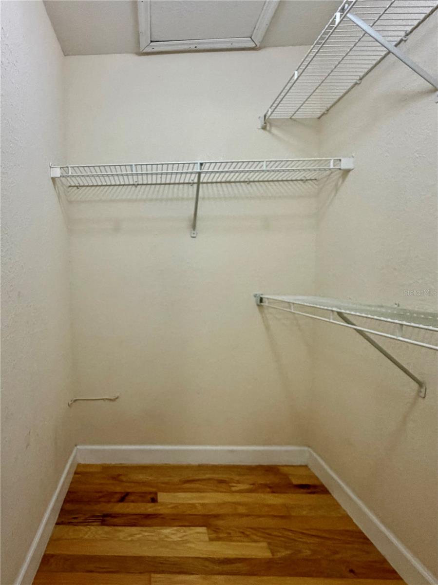 AUDUBON VLS/HUNTERS CRK CONDO - Residential