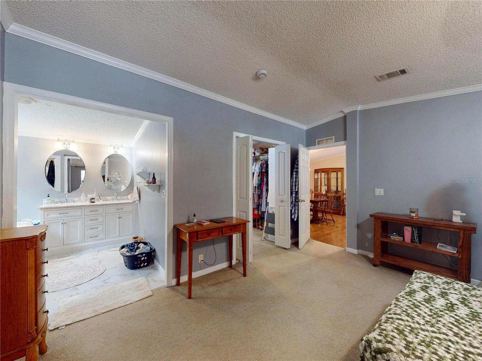 YOUNGBLOOD RONALD E & DONNA L - Residential