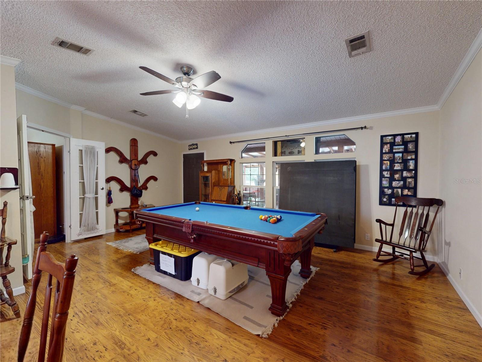 YOUNGBLOOD RONALD E & DONNA L - Residential