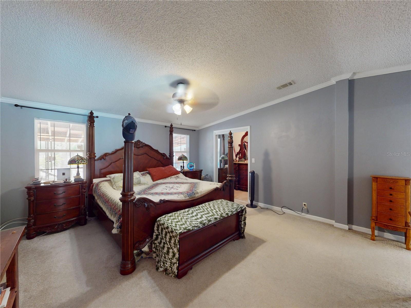 YOUNGBLOOD RONALD E & DONNA L - Residential