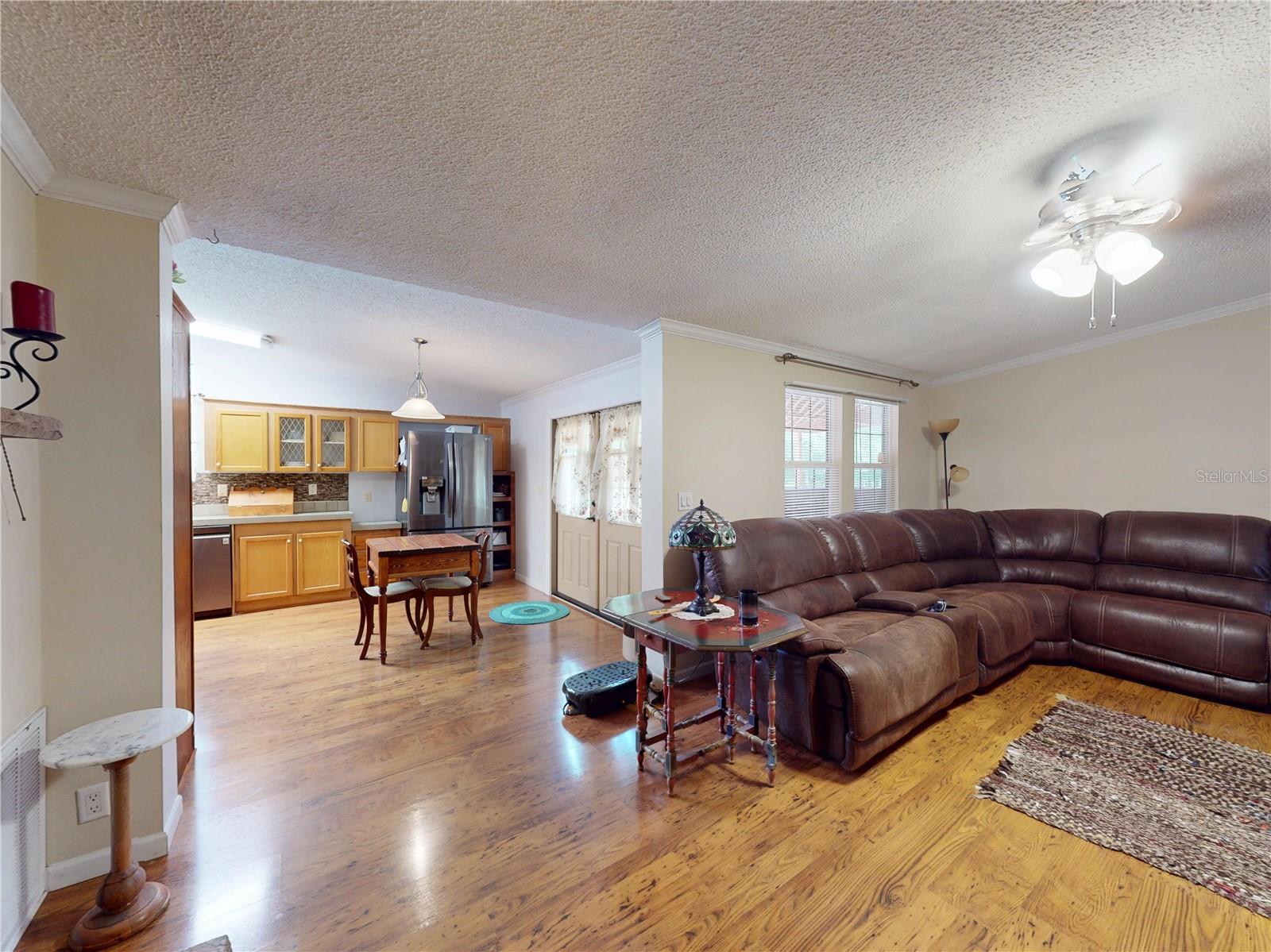 YOUNGBLOOD RONALD E & DONNA L - Residential
