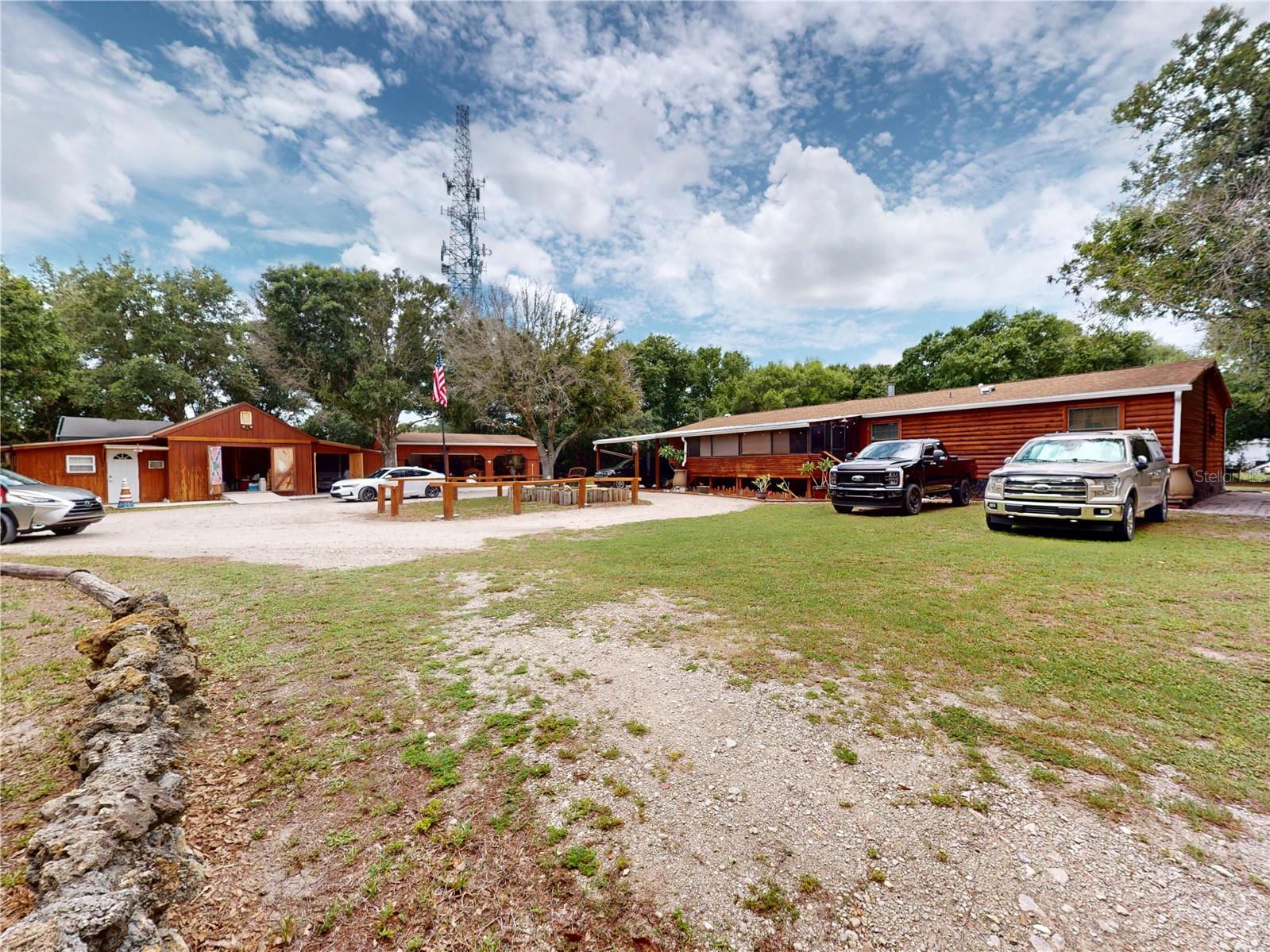 YOUNGBLOOD RONALD E & DONNA L - Residential