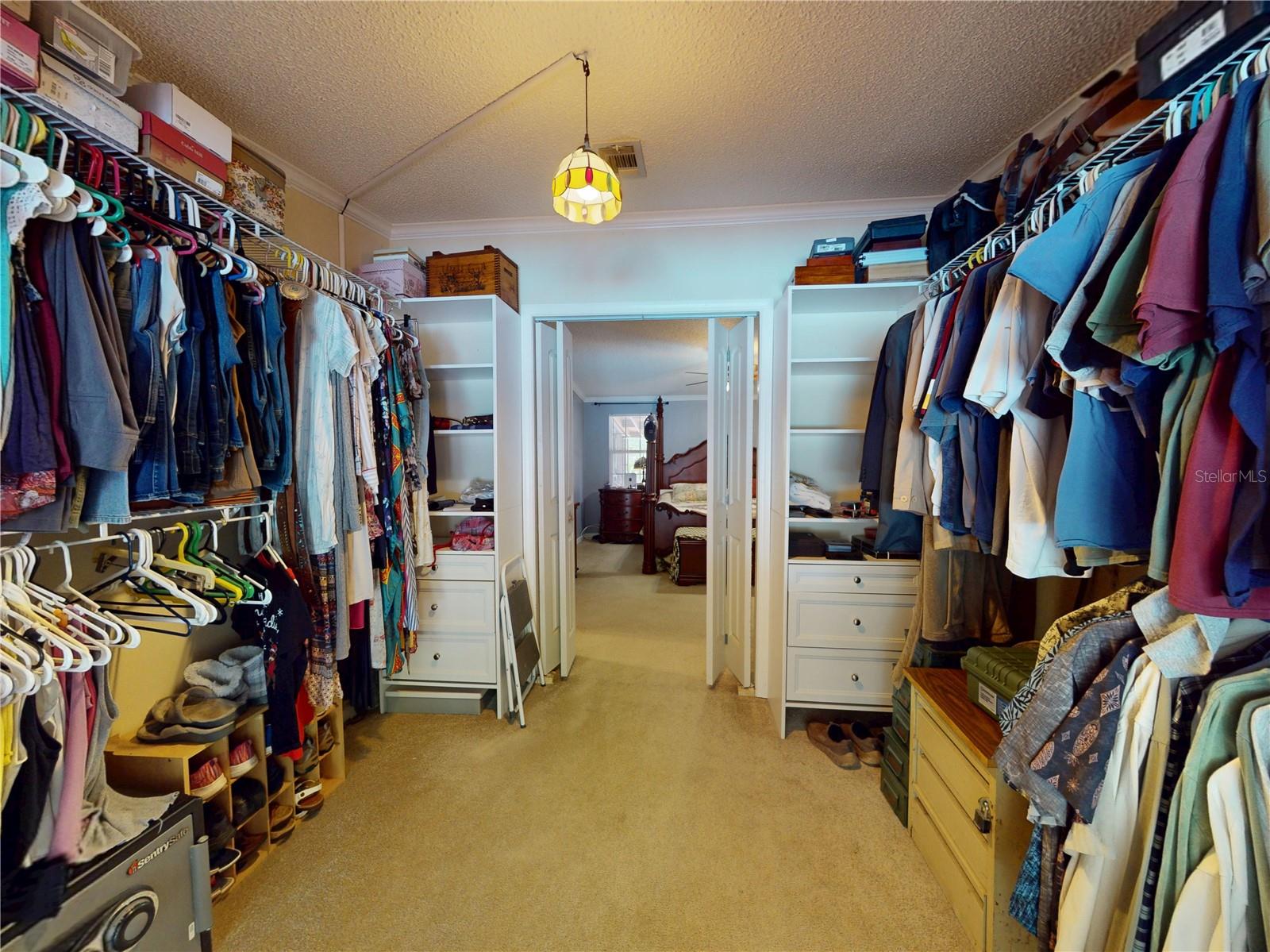 YOUNGBLOOD RONALD E & DONNA L - Residential