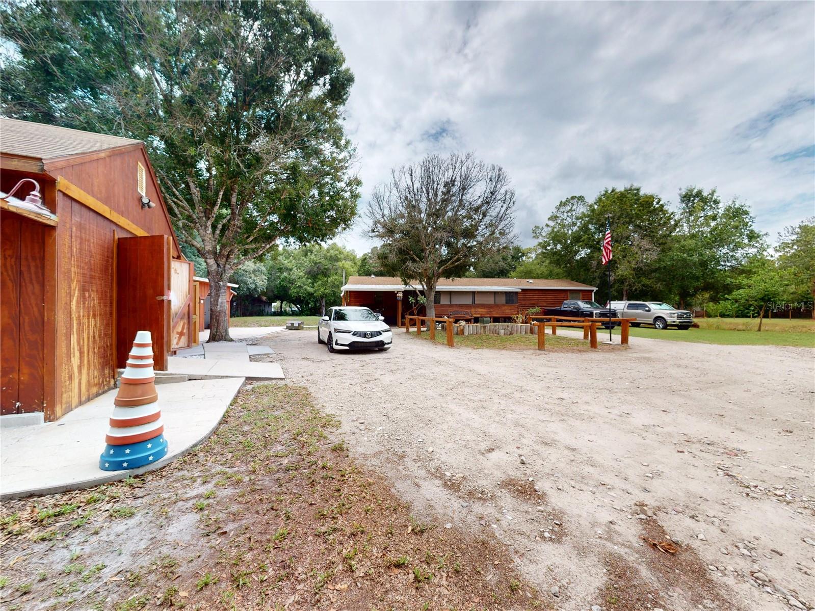 YOUNGBLOOD RONALD E & DONNA L - Residential