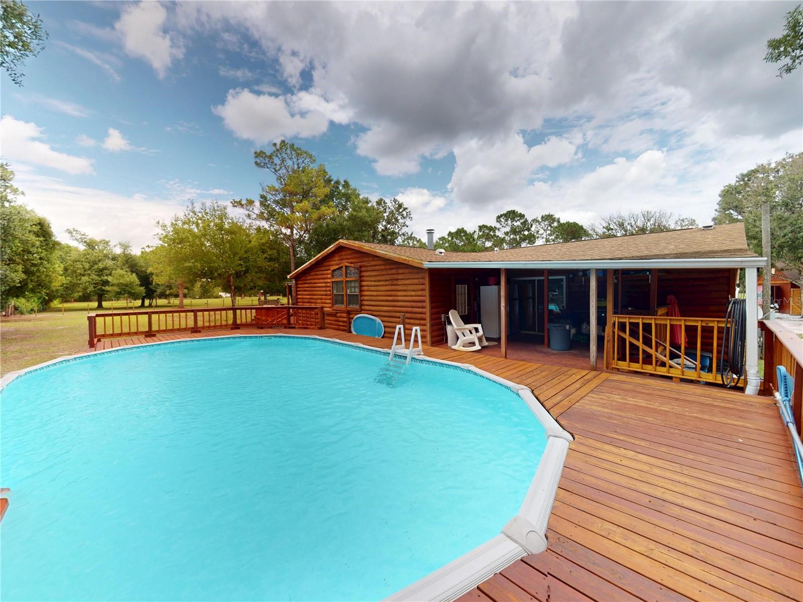YOUNGBLOOD RONALD E & DONNA L - Residential