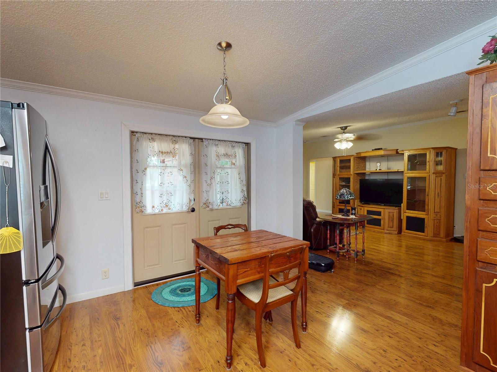 YOUNGBLOOD RONALD E & DONNA L - Residential