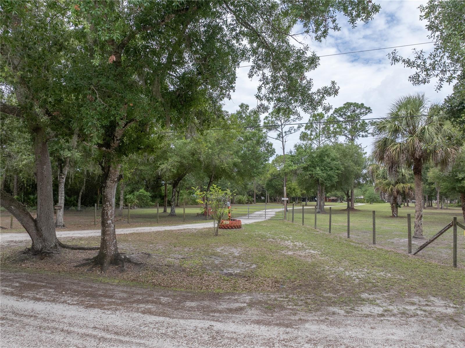 YOUNGBLOOD RONALD E & DONNA L - Residential