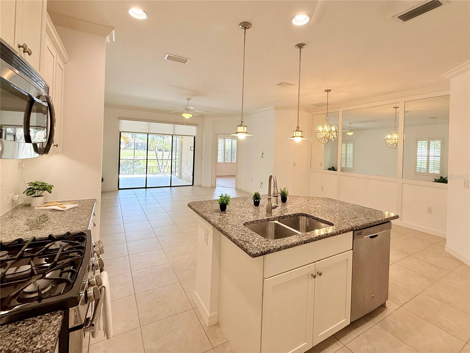 BOCA ROYALE PH 1 - Residential