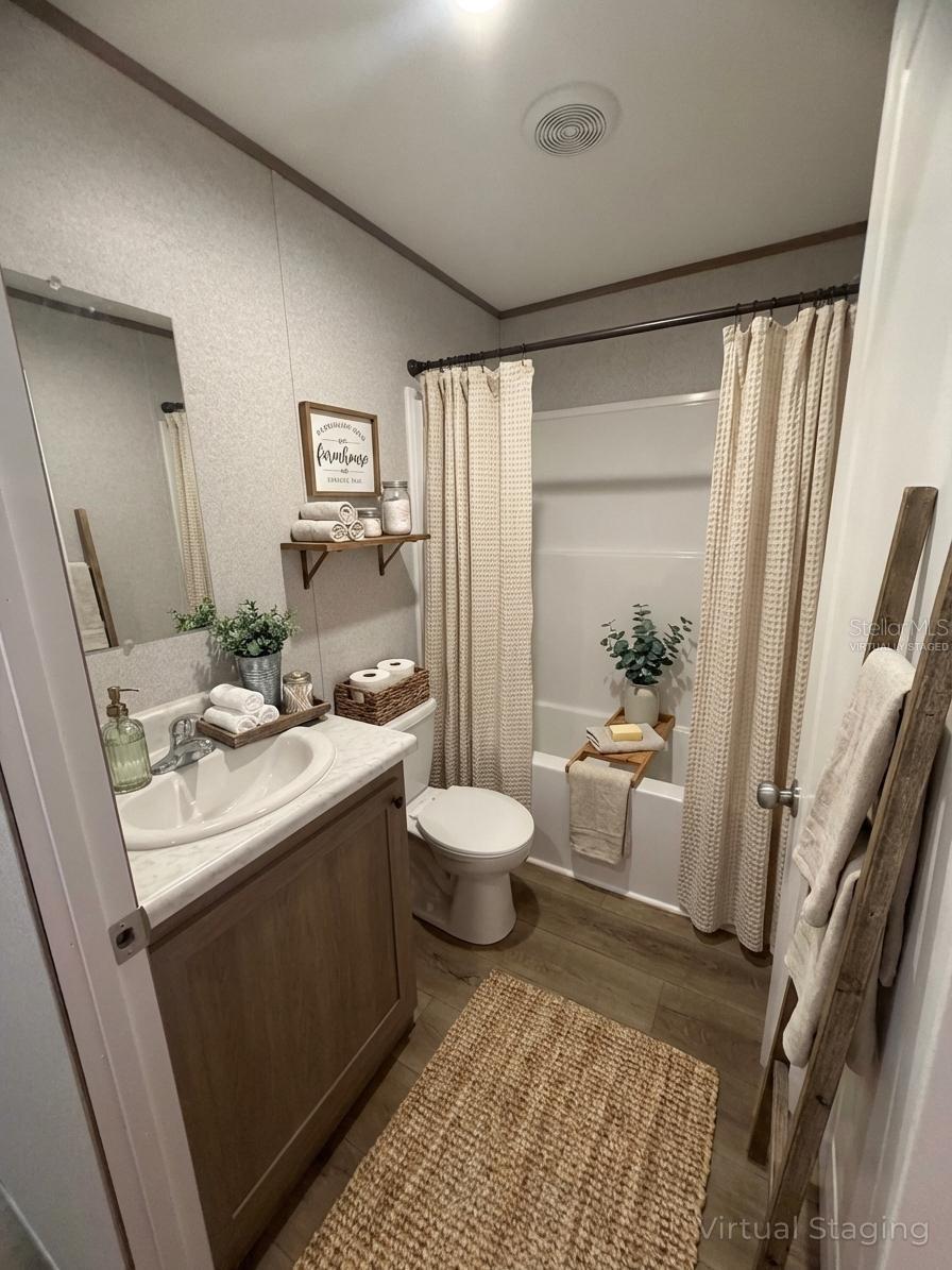 INTERLACHEN LAKES ESTATES - Residential