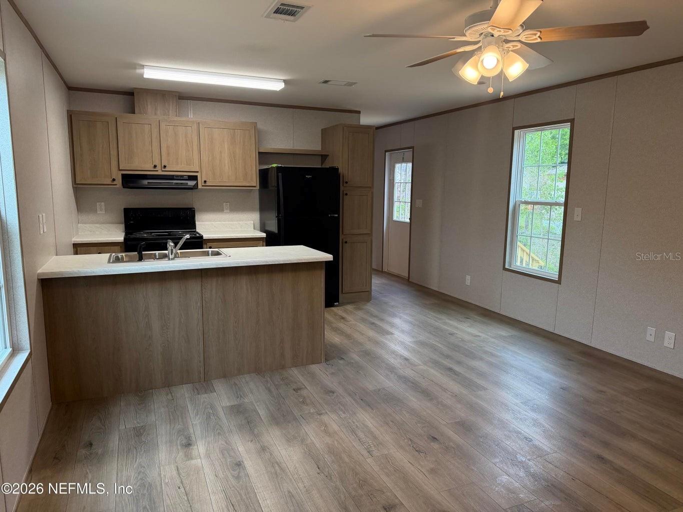INTERLACHEN LAKES ESTATES - Residential