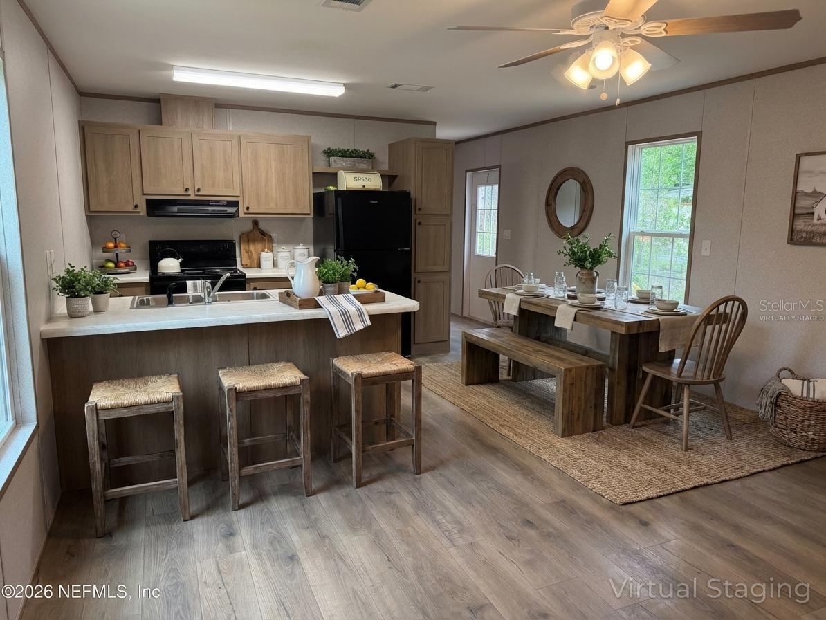 INTERLACHEN LAKES ESTATES - Residential