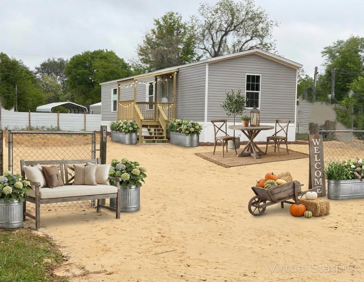 INTERLACHEN LAKES ESTATES - Residential