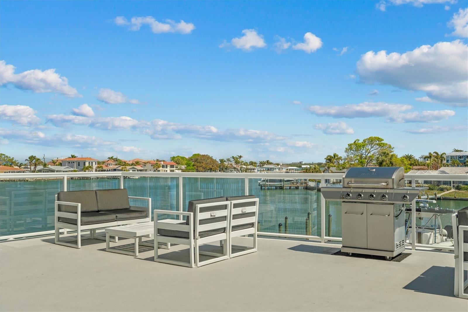 AZURE CONDO - Residential