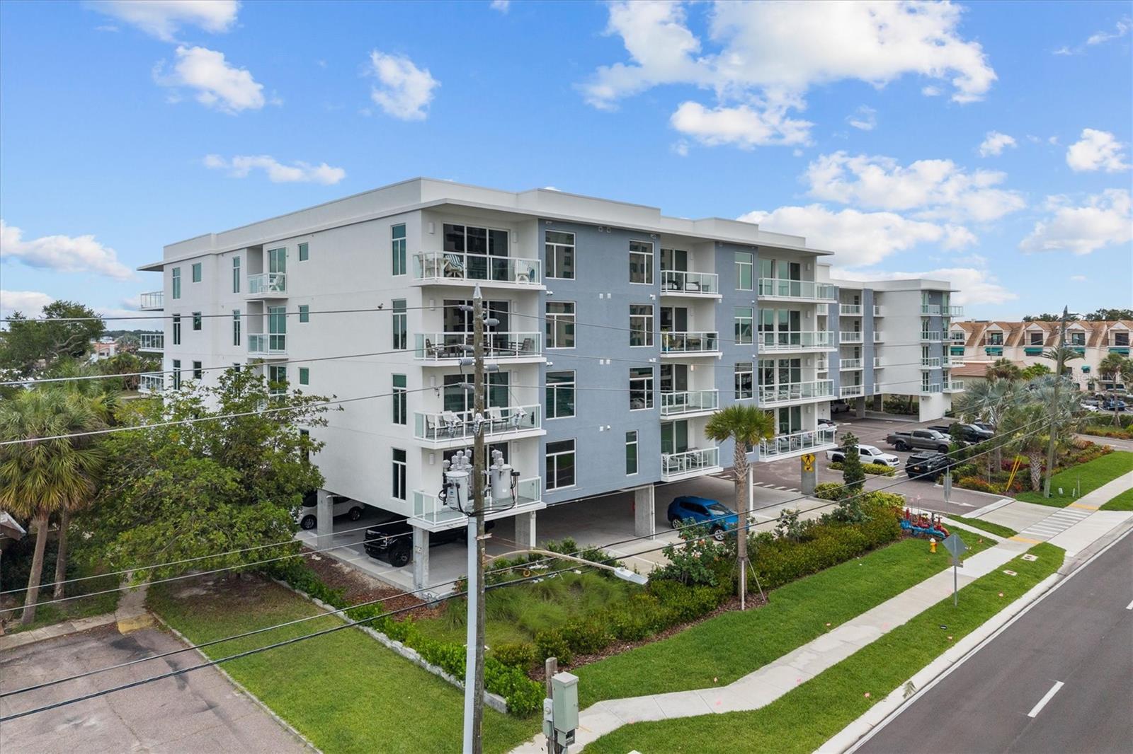 AZURE CONDO - Residential