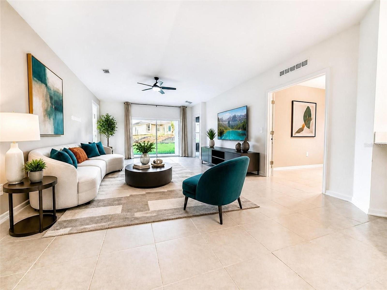 HIDDEN RIDGE AT ESTATES - Residential