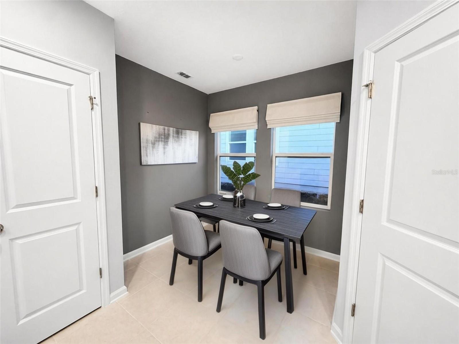 HIDDEN RIDGE AT ESTATES - Residential