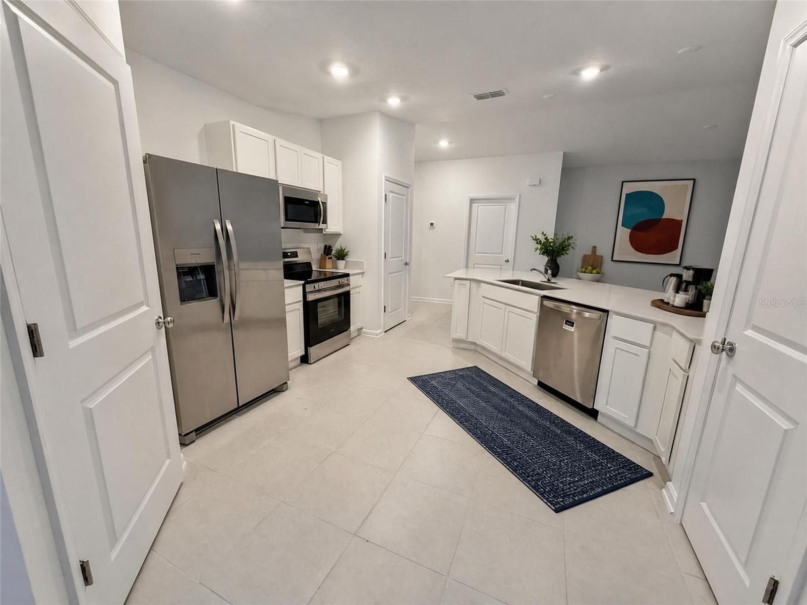 HIDDEN RIDGE AT ESTATES - Residential