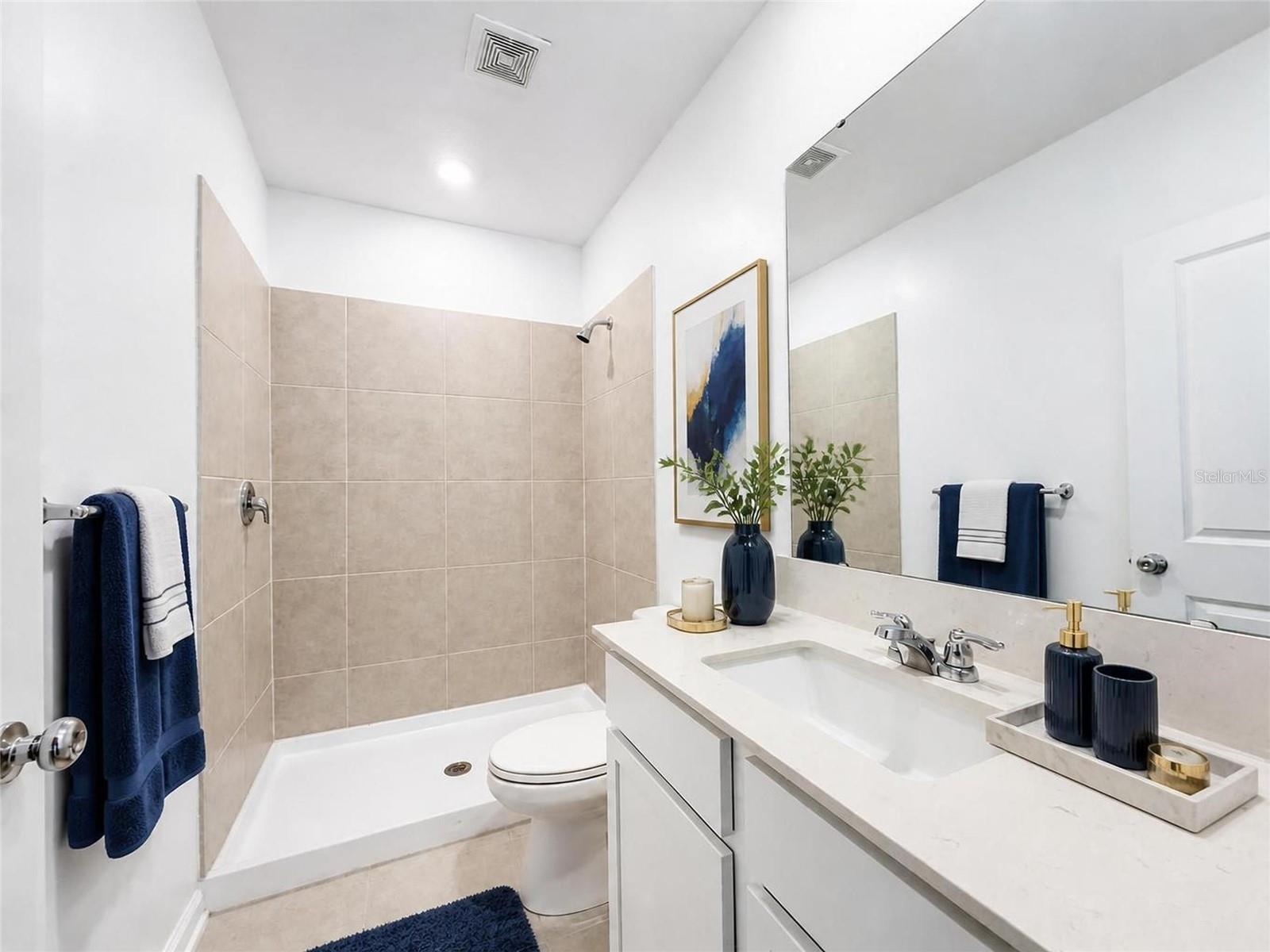 HIDDEN RIDGE AT ESTATES - Residential