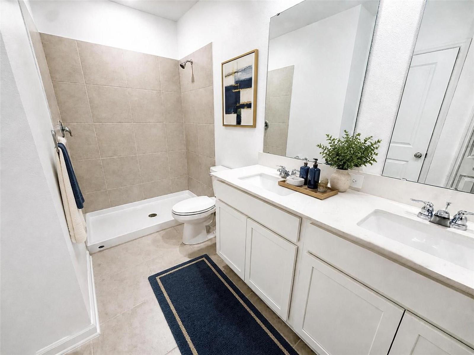HIDDEN RIDGE AT ESTATES - Residential
