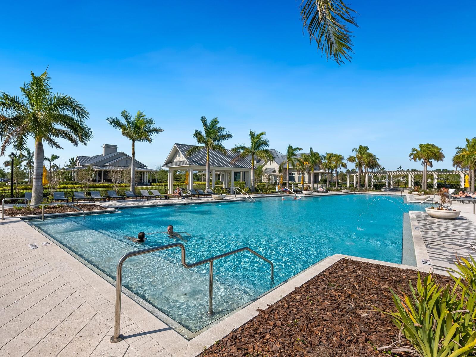 LAKEHOUSE COVE/WATERSIDE PH 5 - Residential