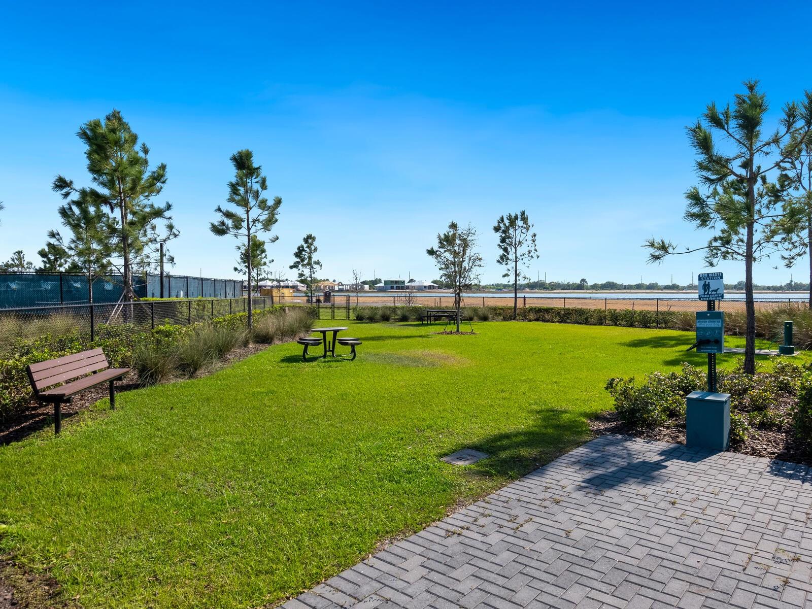 LAKEHOUSE COVE/WATERSIDE PH 5 - Residential