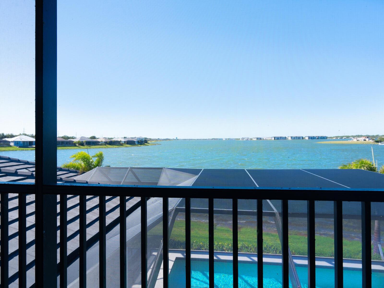 LAKEHOUSE COVE/WATERSIDE PH 5 - Residential