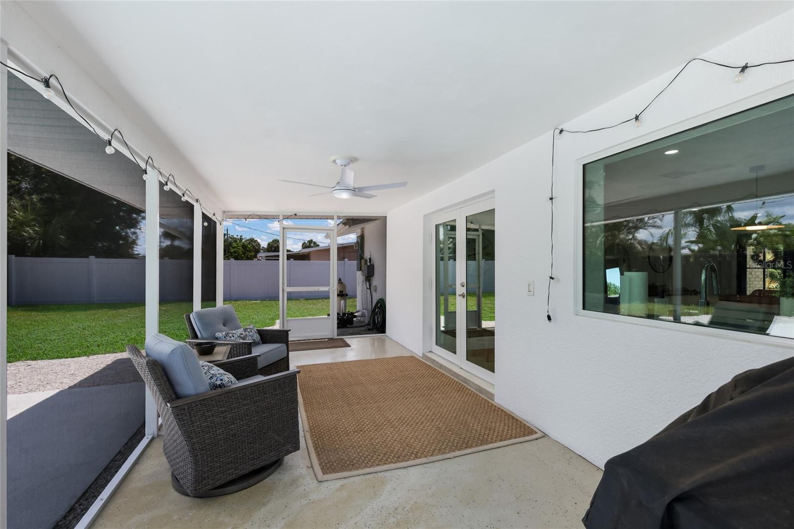 SOUTH GATE - Residential