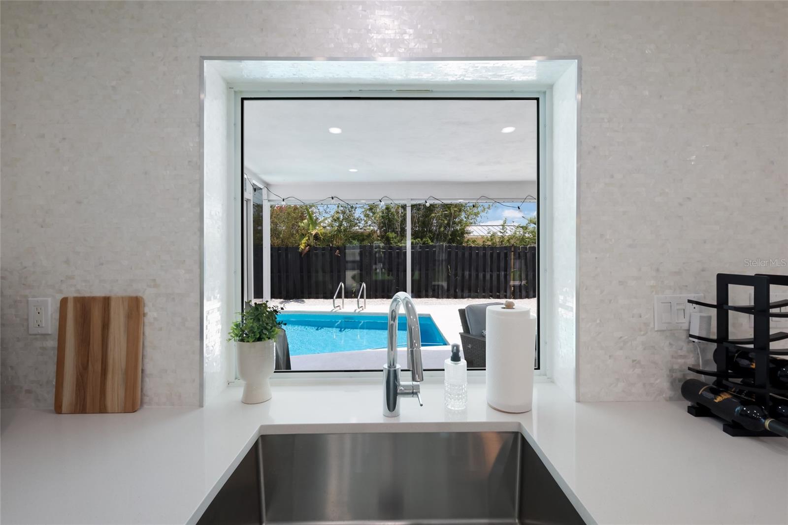 SOUTH GATE - Residential
