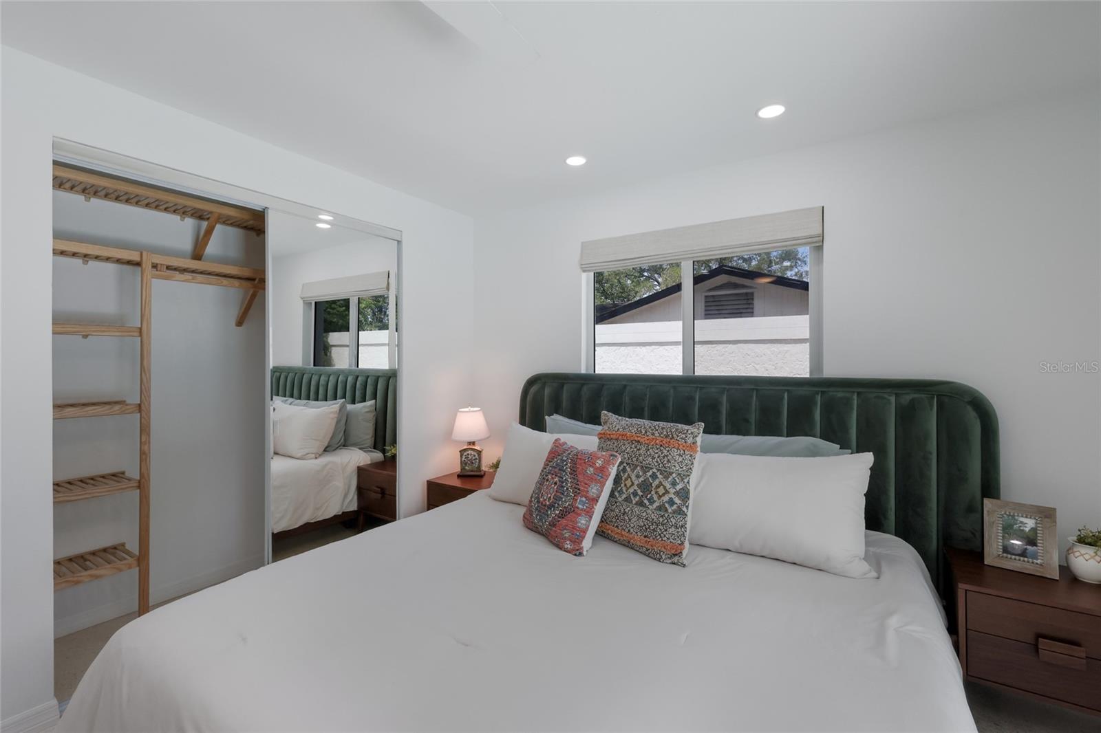 SOUTH GATE - Residential