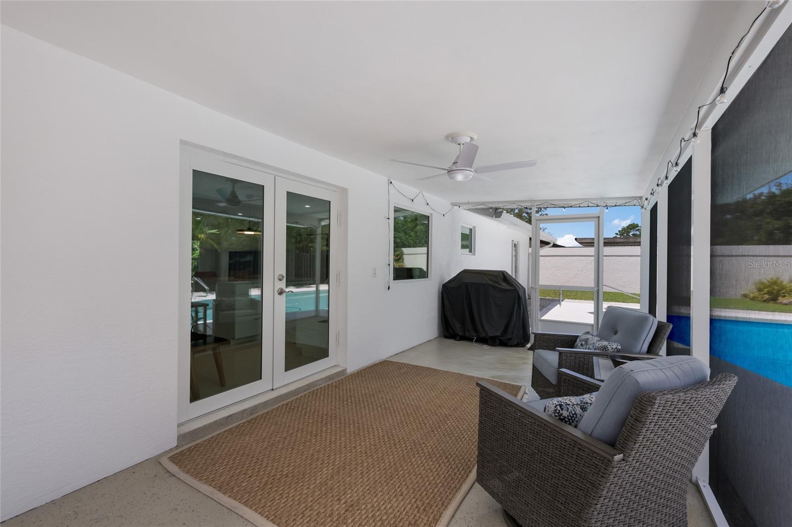 SOUTH GATE - Residential