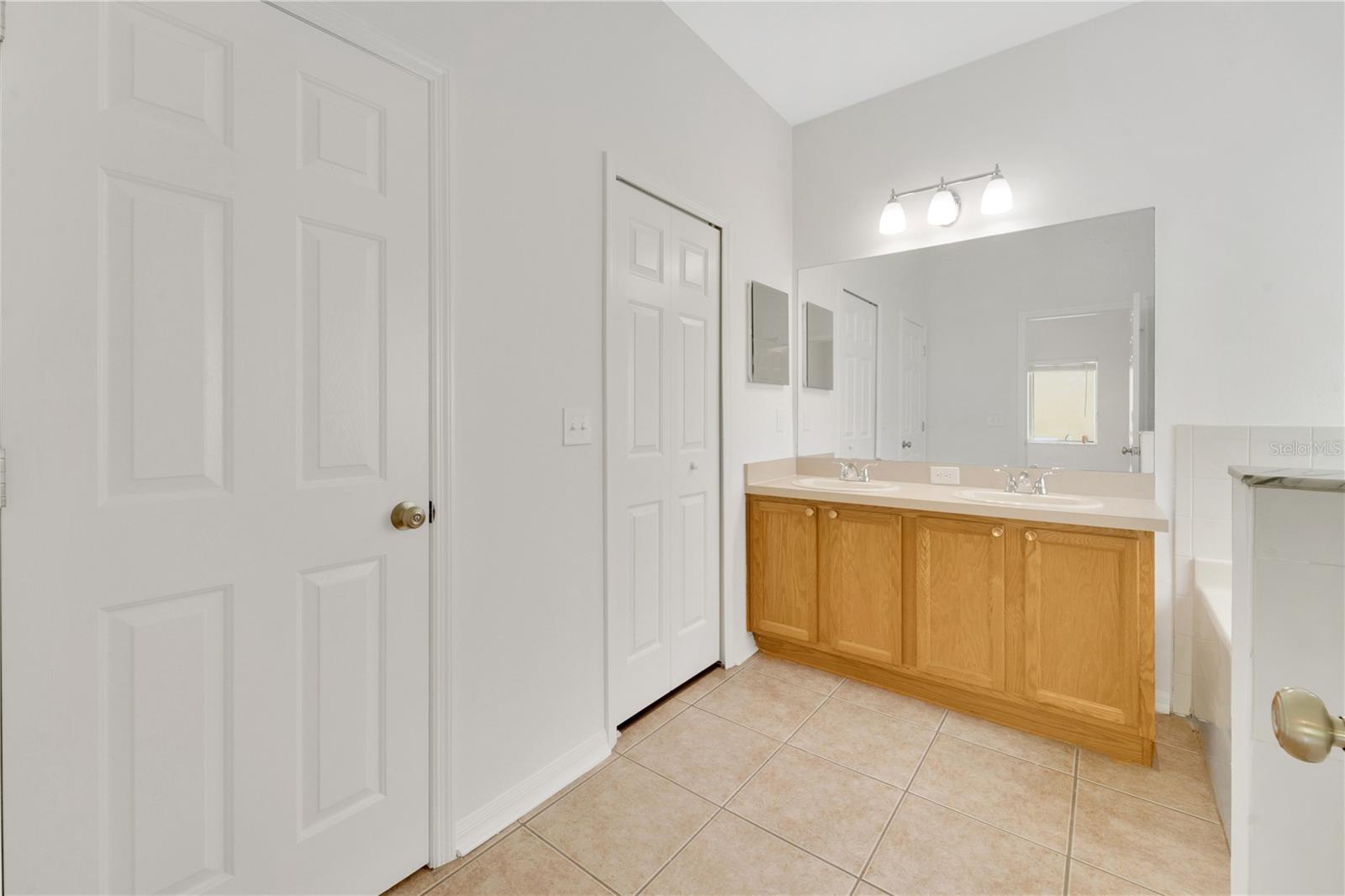 GRAND OAKS PH 02 UN 04 A2 B2 C2 - Residential