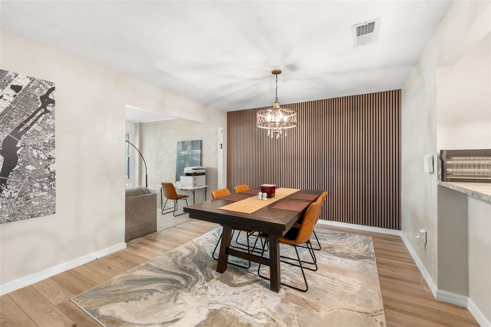 BIVENS LAKE ESTATE S - Residential