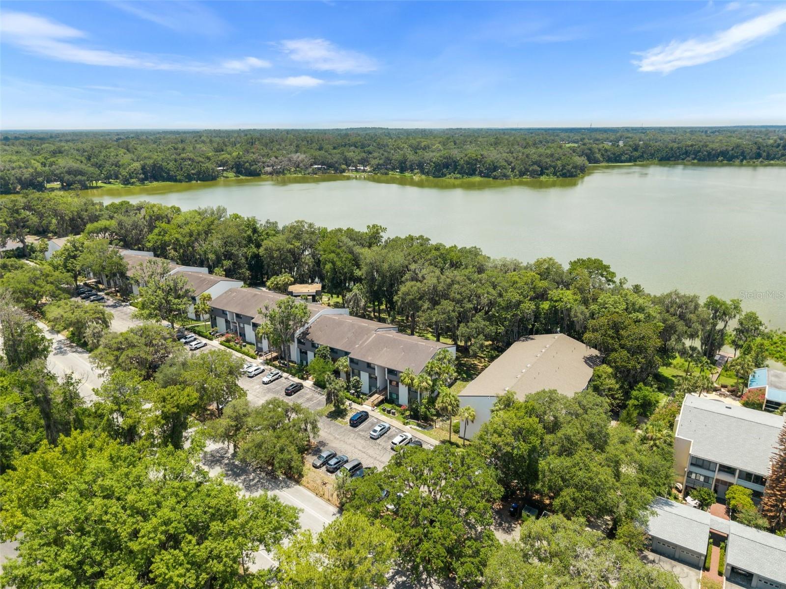 BIVENS LAKE ESTATE S - Residential