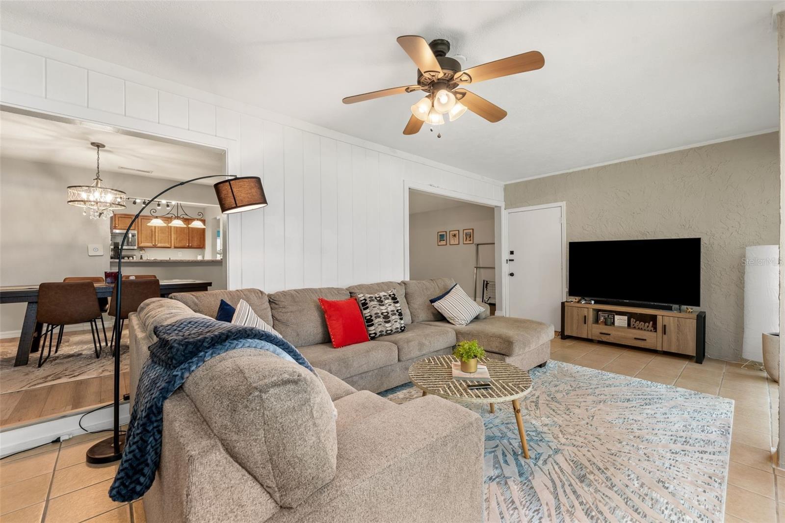 BIVENS LAKE ESTATE S - Residential