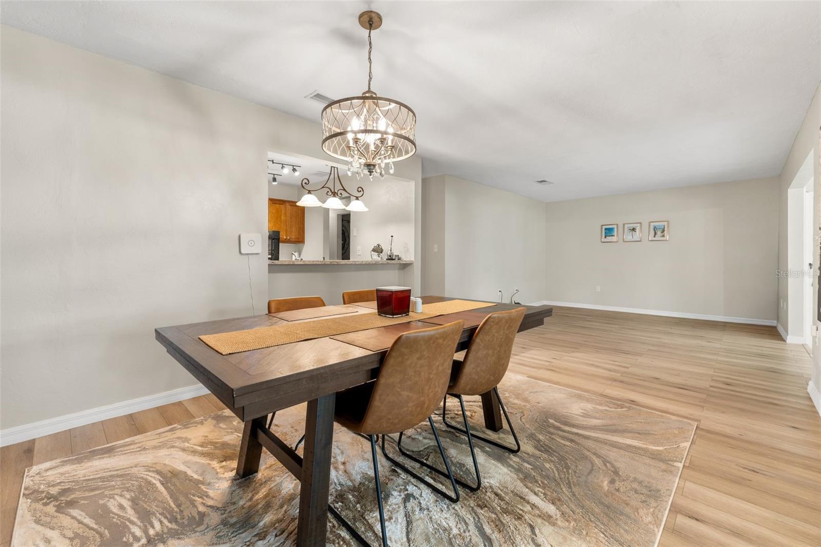 BIVENS LAKE ESTATE S - Residential