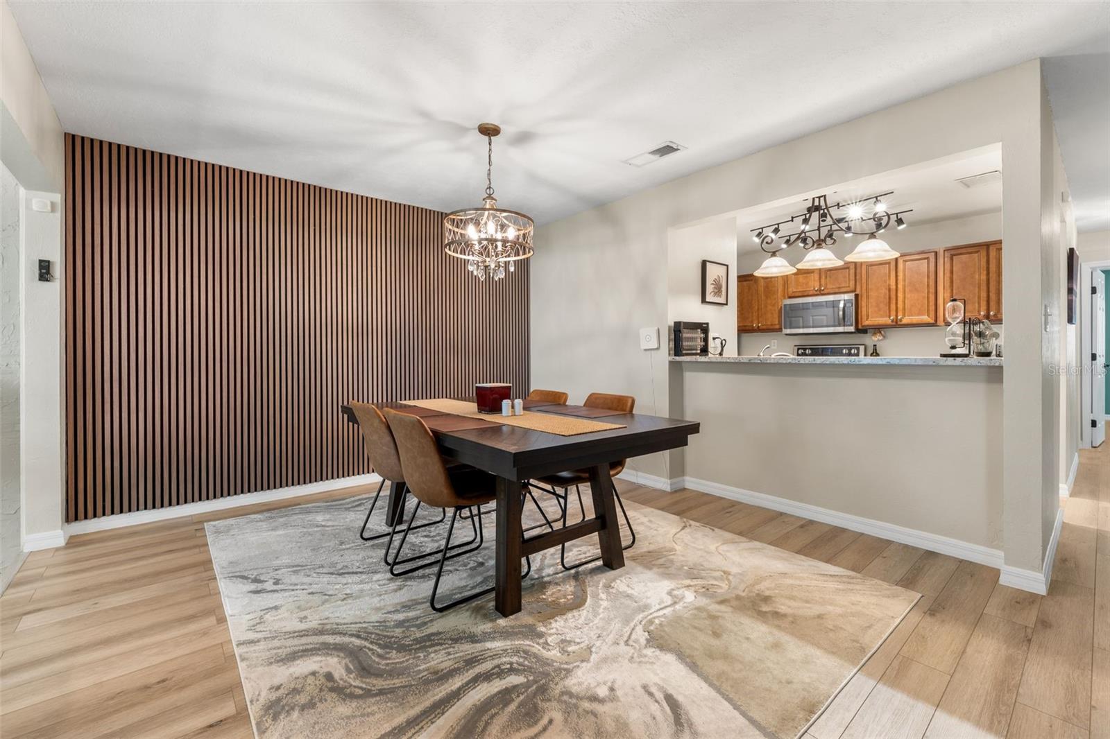 BIVENS LAKE ESTATE S - Residential