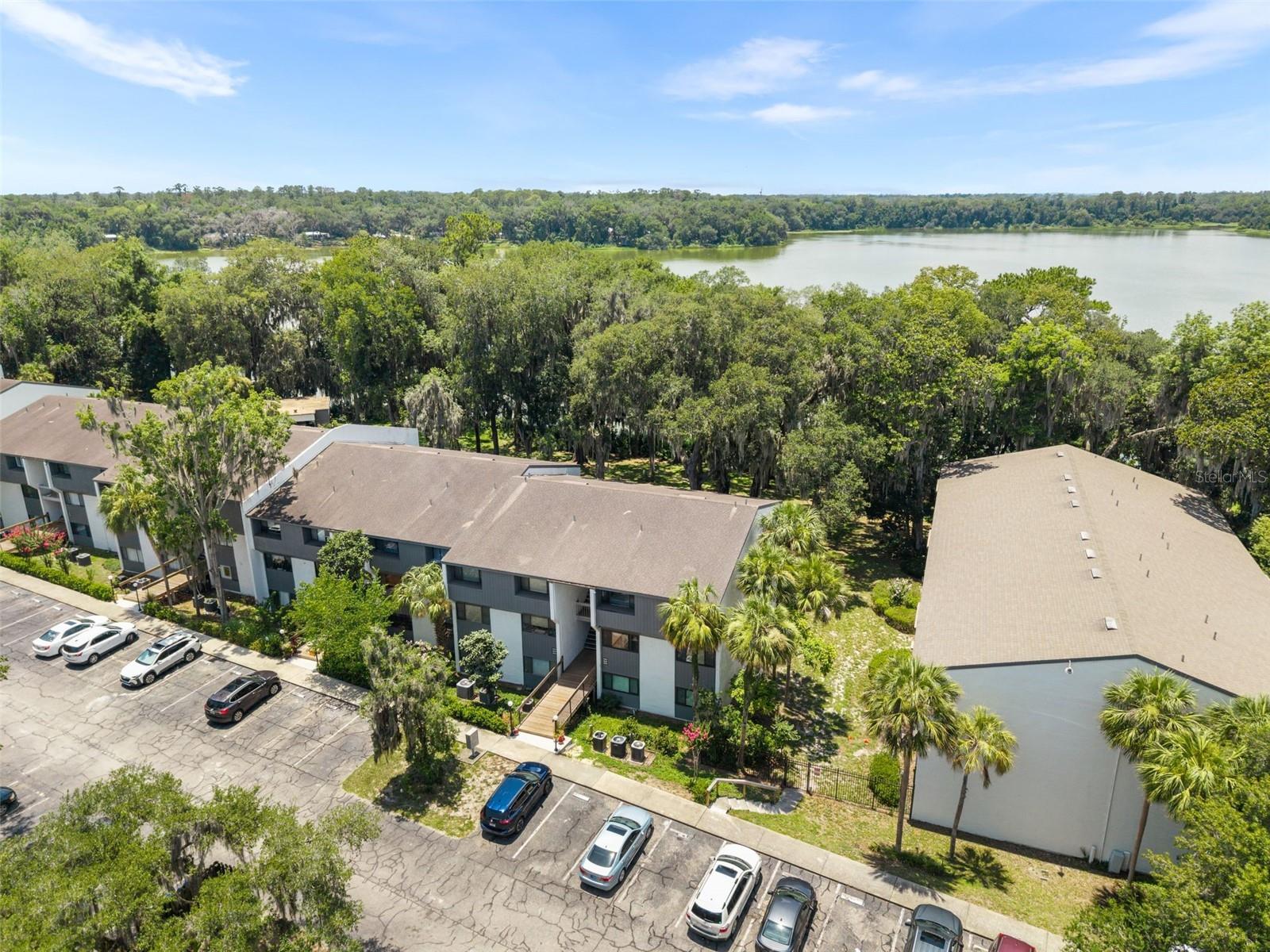 BIVENS LAKE ESTATE S - Residential