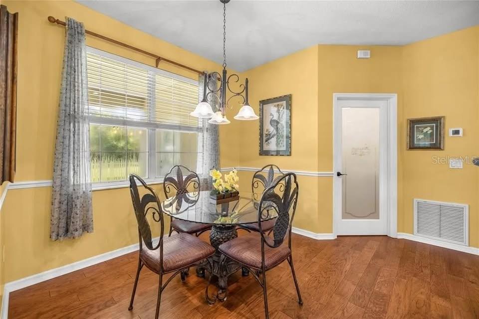 GREENWOOD ACRES 2ND ADD - Residential