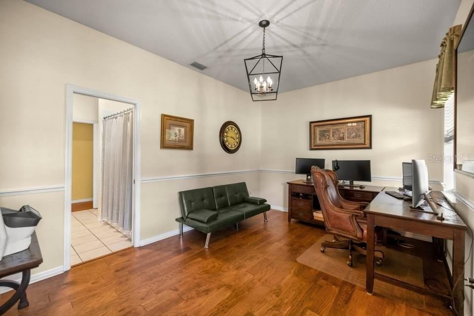 GREENWOOD ACRES 2ND ADD - Residential