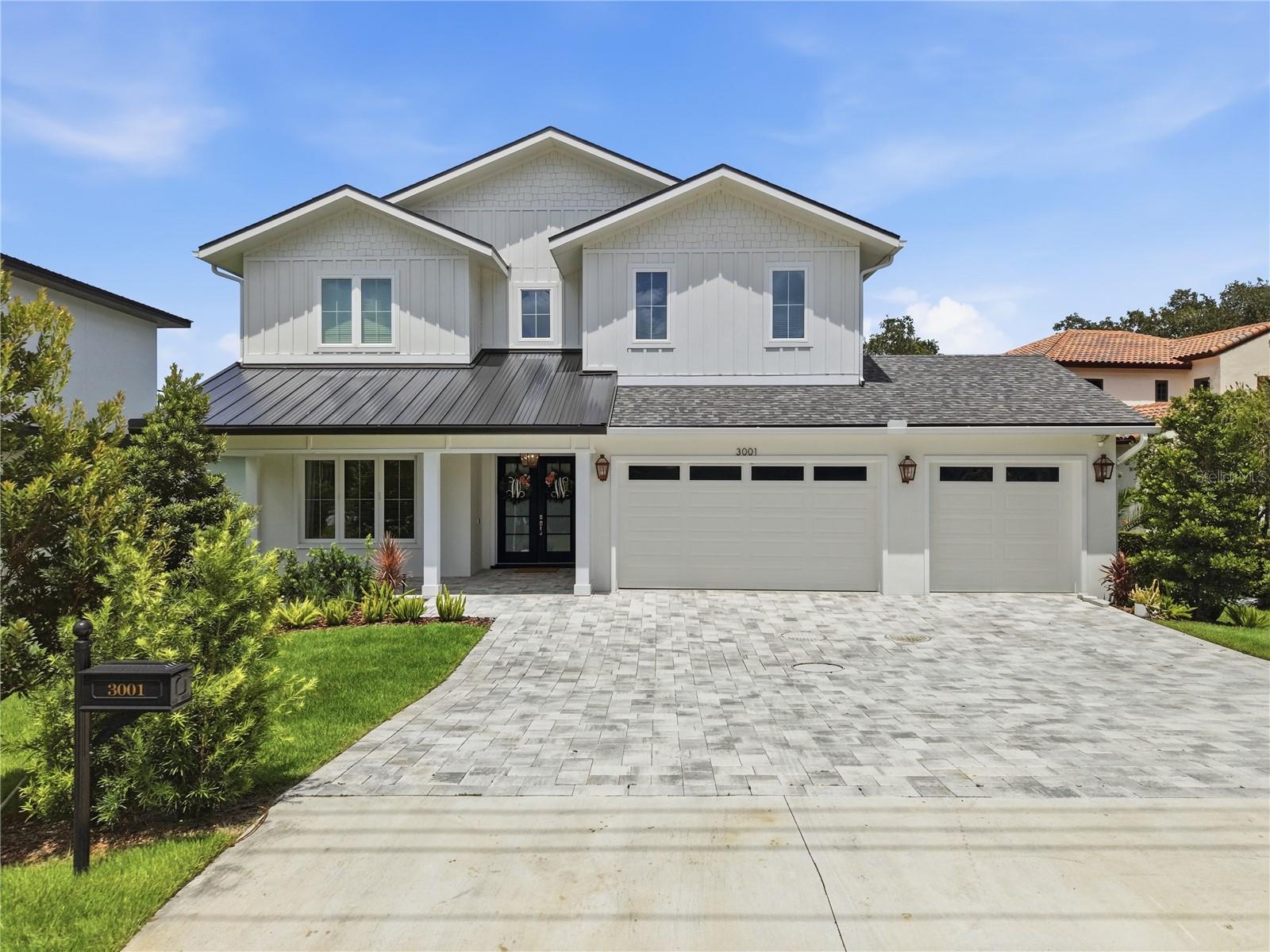PINE LOCH SHORES - Residential