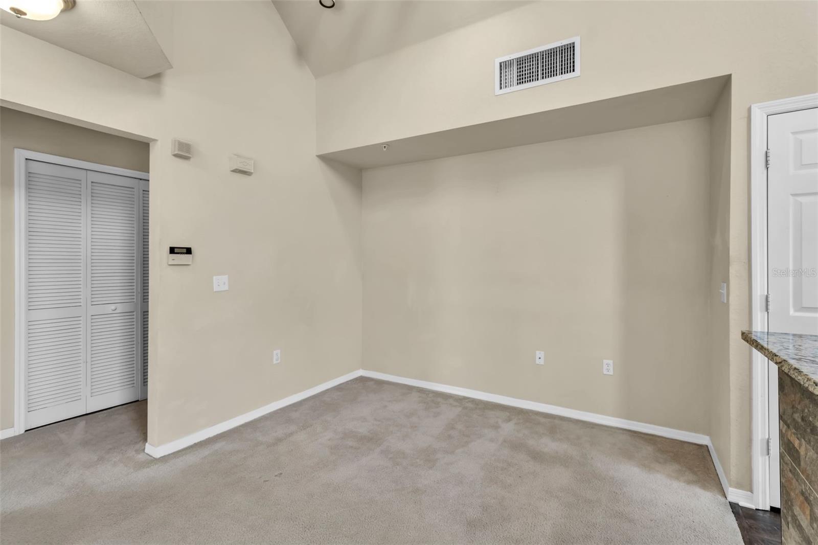 ADMIRALS WALK - Residential