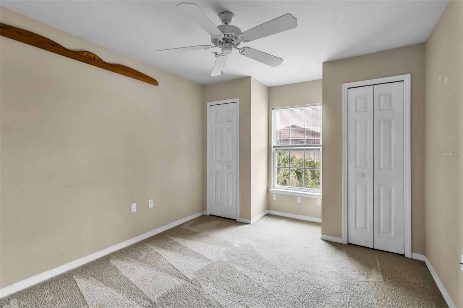 ADMIRALS WALK - Residential