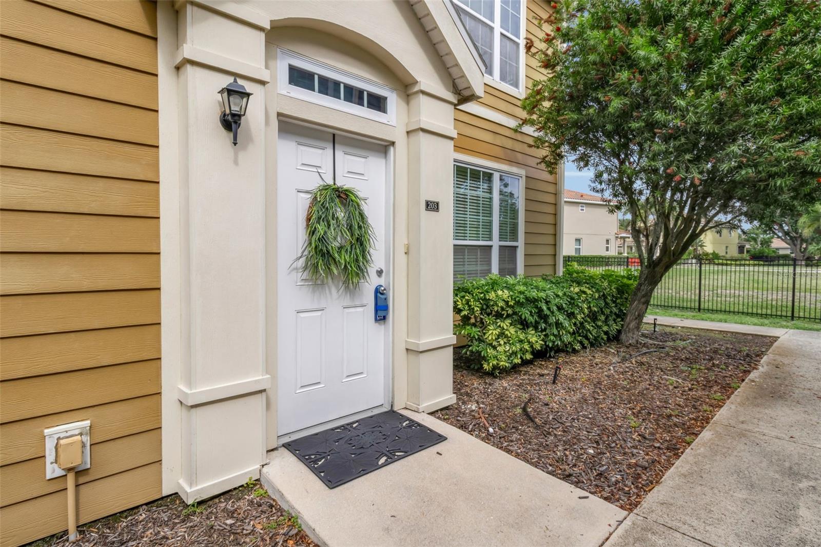 ADMIRALS WALK - Residential