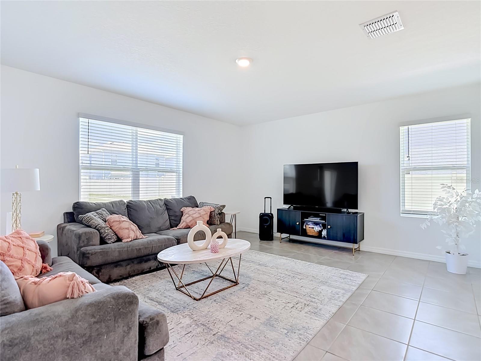 AVALON PARK WEST-NORTH PH 2 4 5 - Residential