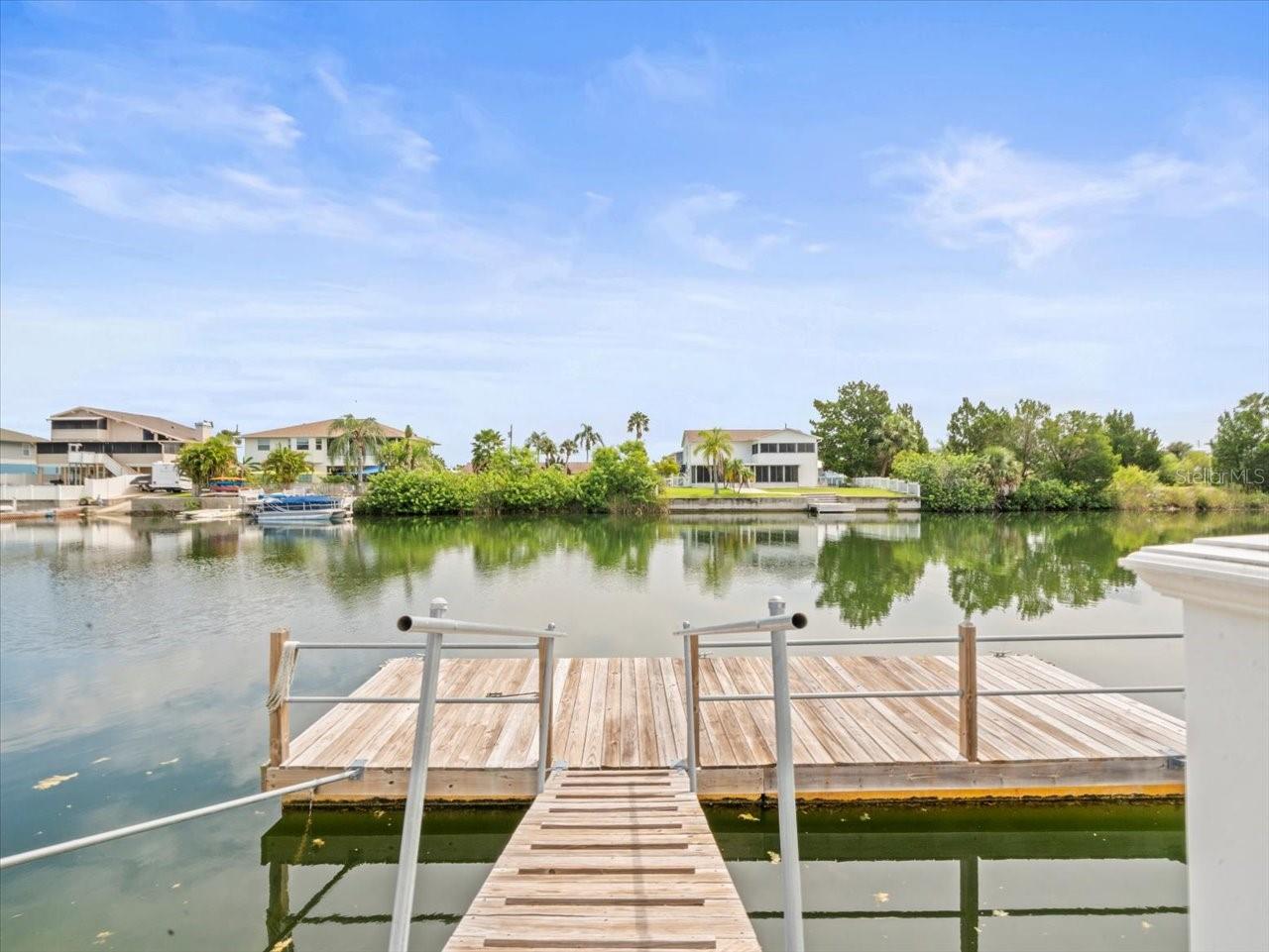 HERNANDO BEACH - Residential