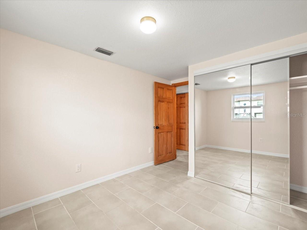 HERNANDO BEACH - Residential