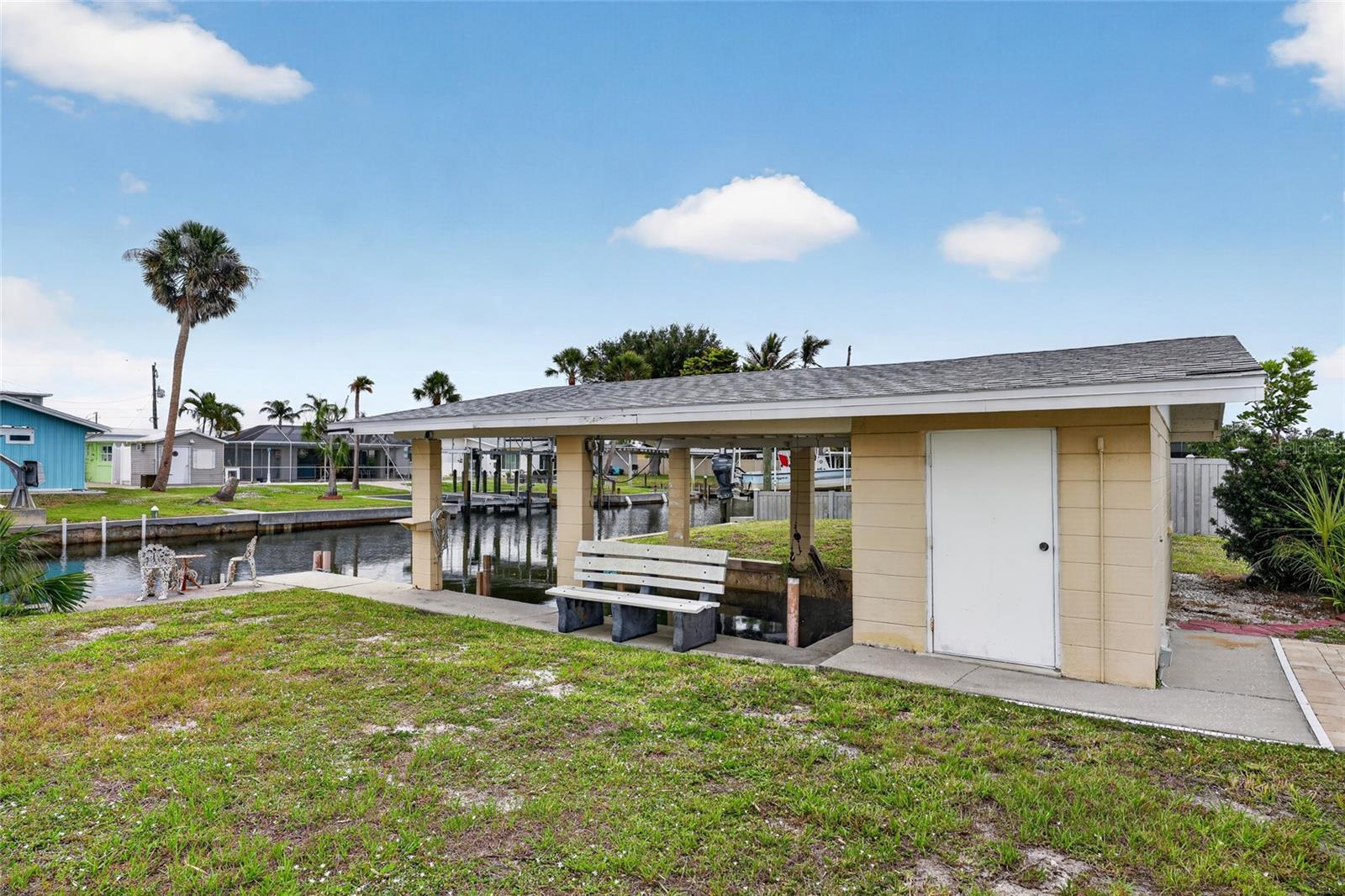 POINT PINES - Residential