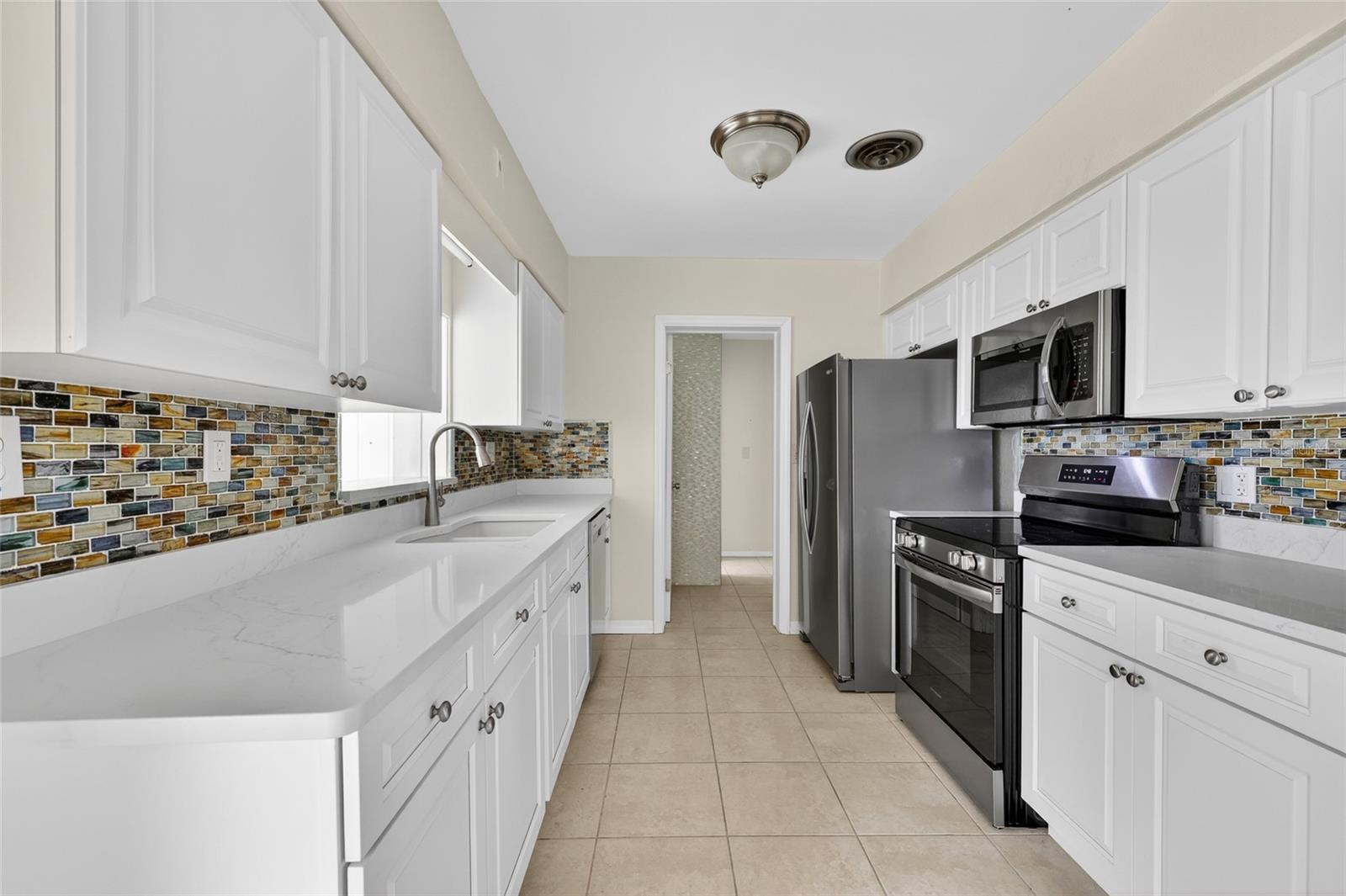 POINT PINES - Residential