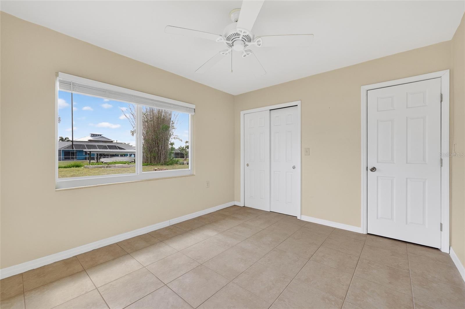 POINT PINES - Residential