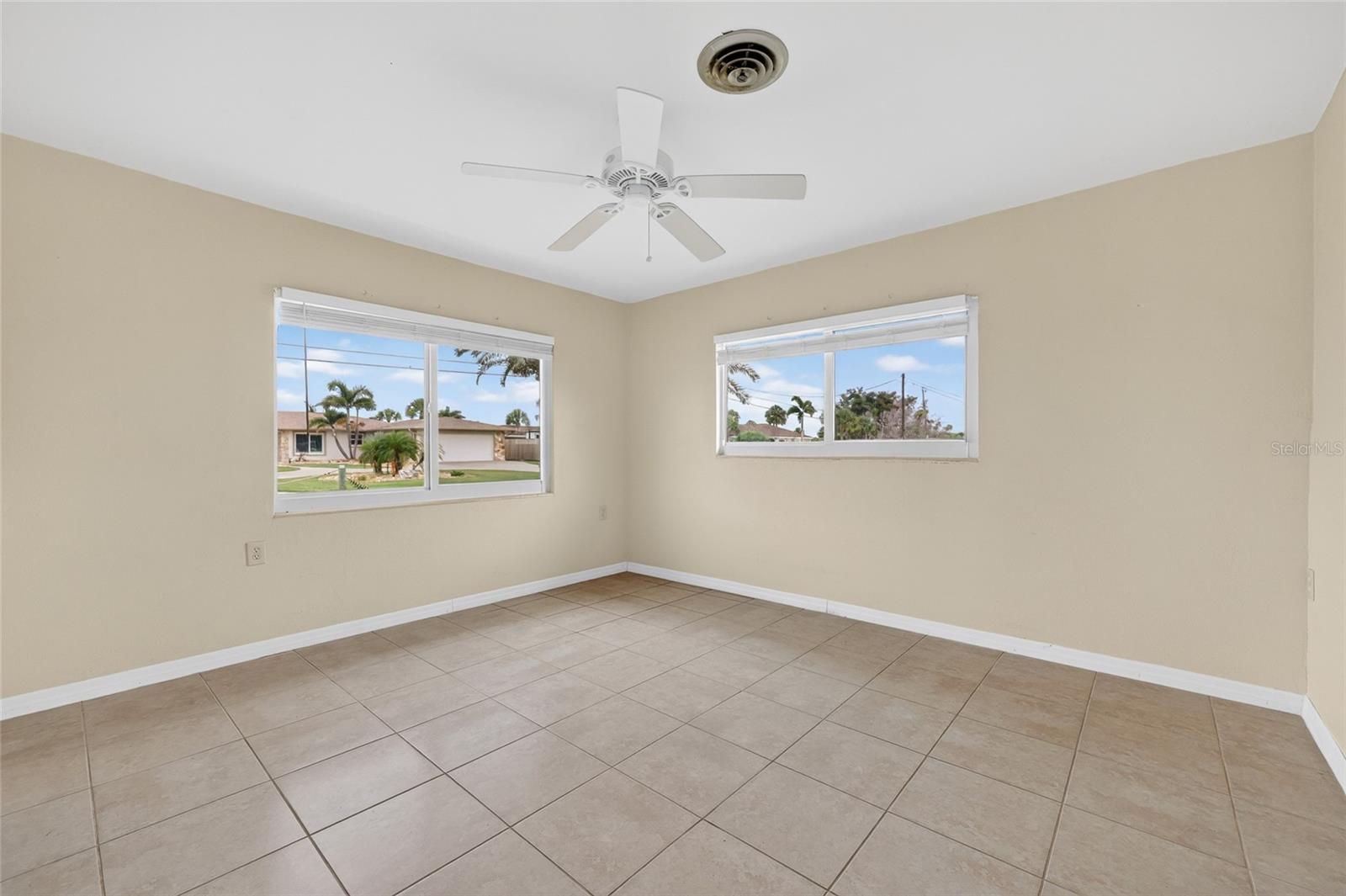 POINT PINES - Residential